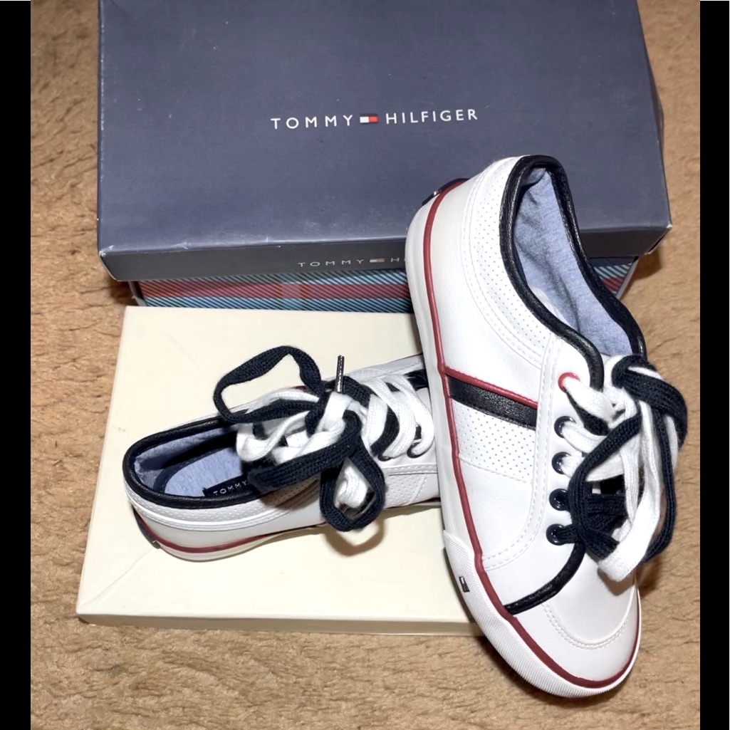 Brand New Tommy Hilfiger Sneakers